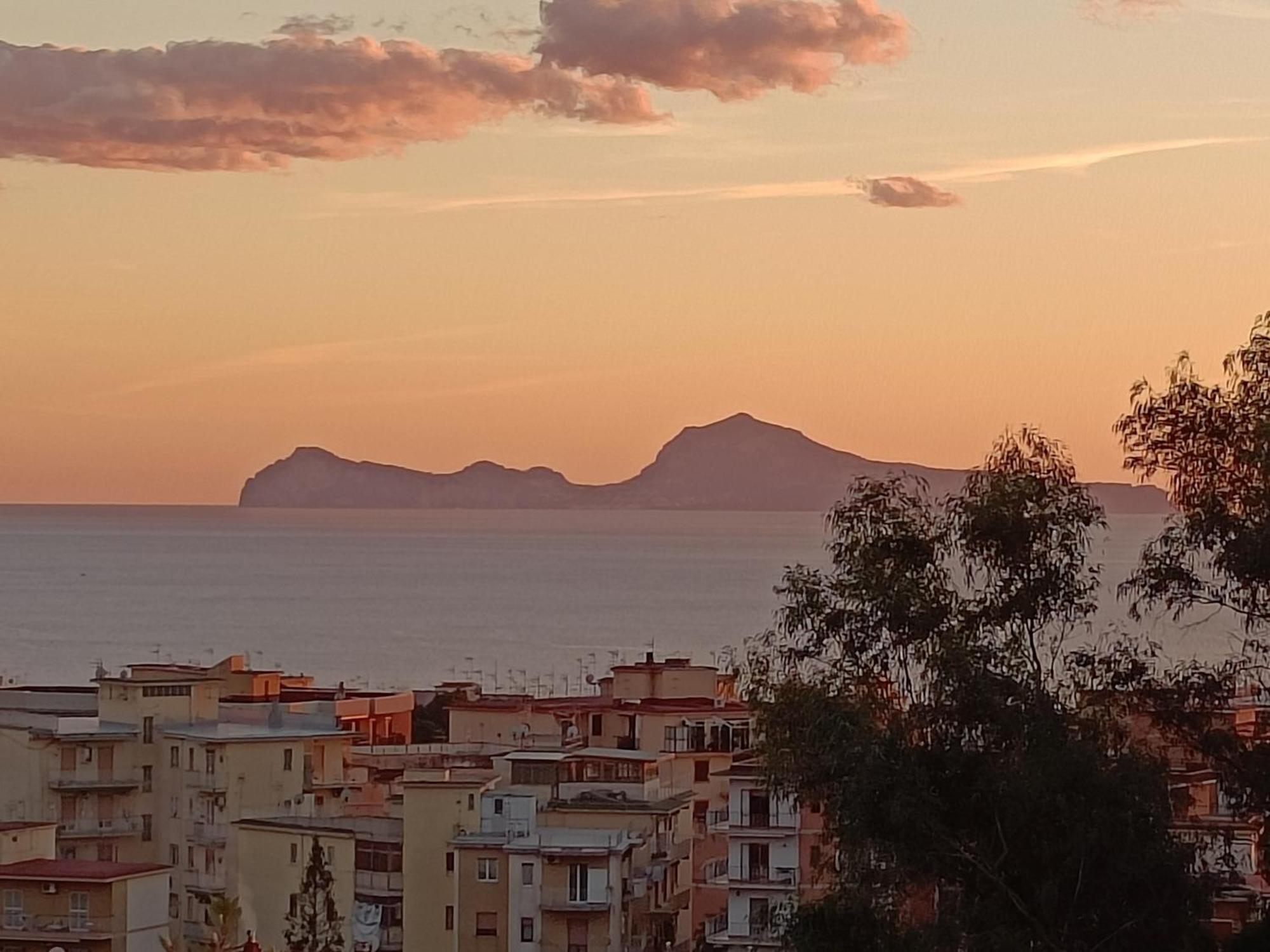 Casa Olivella Lägenhet Torre del Greco Exteriör bild
